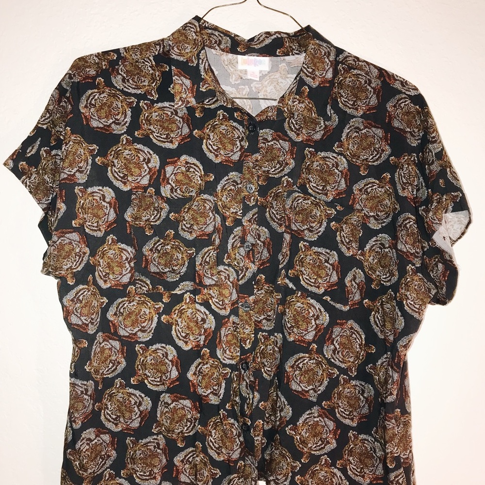 LuLaRoe Amy Top